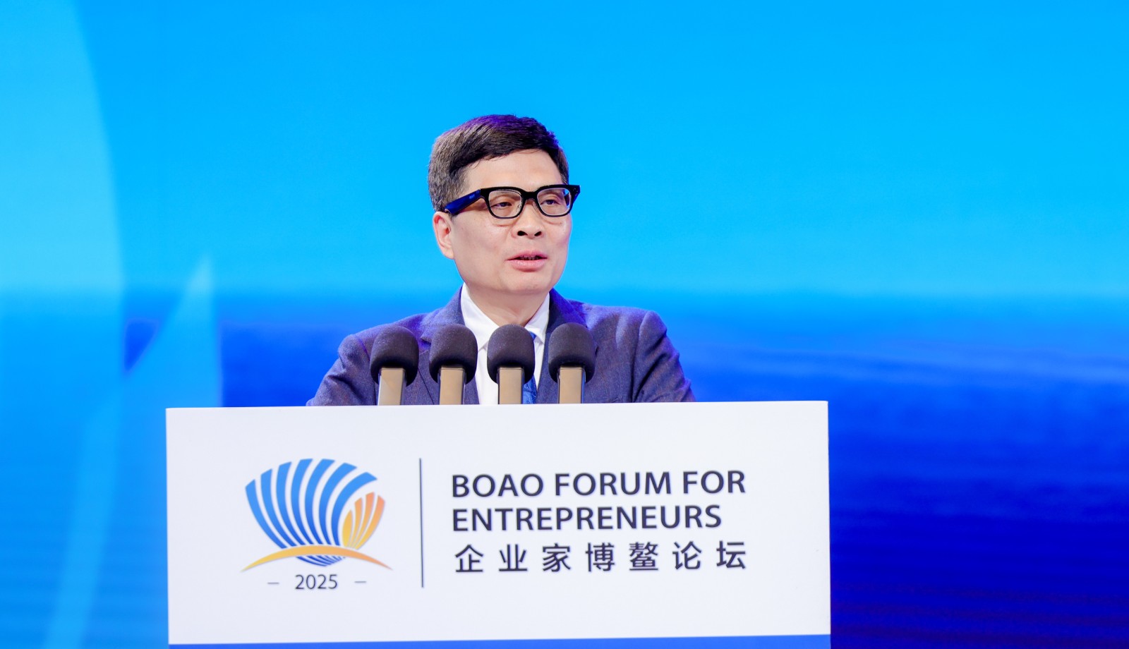 1765782770911033658.jpg 周云杰.jpg